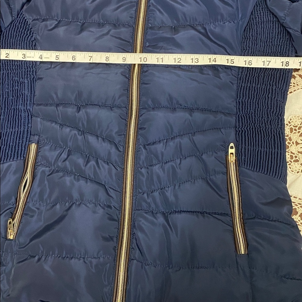 Special One Women's Navy Puffer Jacket size M - Picture 8 of 9